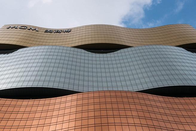 MGM Resorts bets on wealthier masses to catch up in Macau