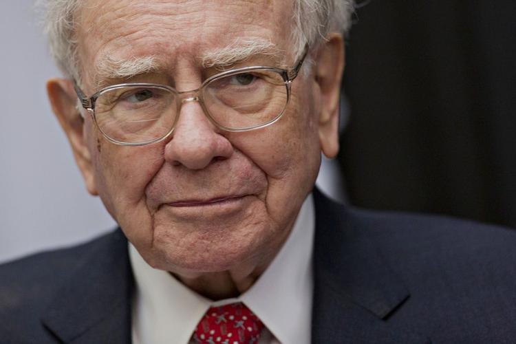 Buffett's newspaper group slashes 289 jobs