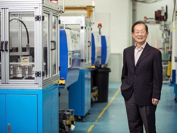 How a 77-year-old Singapore CEO fixed a US$100 mil blunder 