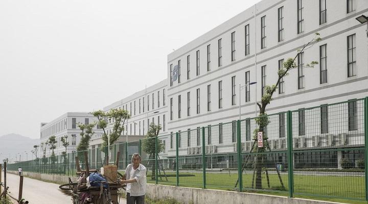 Janitors at this China lenses firm are becoming millionaires thanks to this stock’s 9,500% rally