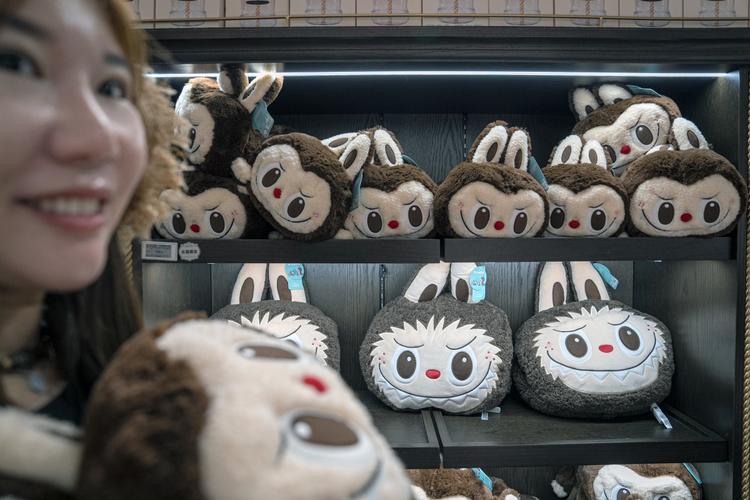 China fund beats 97% of peers by buying Pop Mart, dumping Moutai