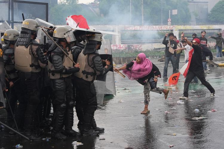 Protests rock Indonesia but OCBC keeps 2025 GDP forecast unchanged at 4.7%