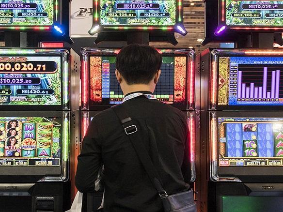 Casinos, booze and watches: China's vice stocks are back