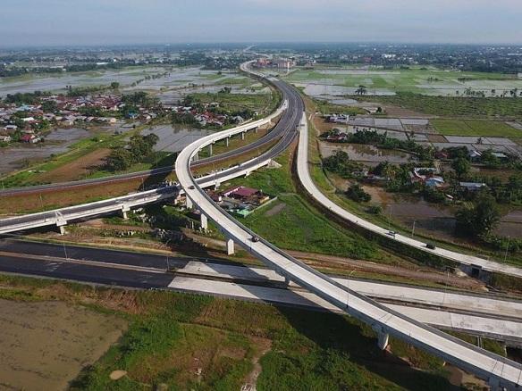 Jokowi roots for private investment as Freeport dispute lingers