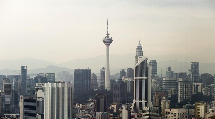 Domestic consumption and households demonstrate resilience