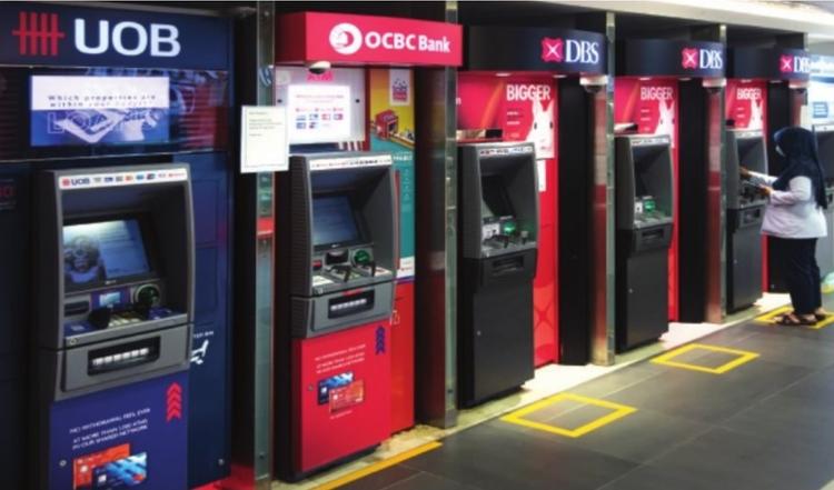 Singapore banks expected to be hit by lower NII, slow loan growth: Phillip Securities