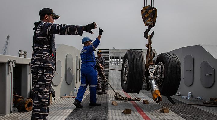 Investigators pin Lion Air crash on Boeing Max design, pilot failures