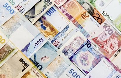 Politics is now dominant driver for currency markets, watch it closely