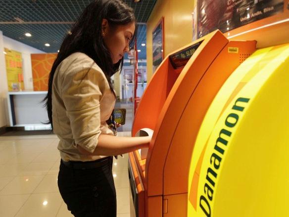 Japan's MUFG seeking to buy $2.4 bil Bank Danamon stake: Reuters