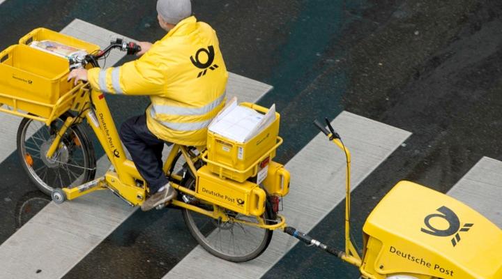 Postal service player DPDHL bucks sunset trend as it takes on the world