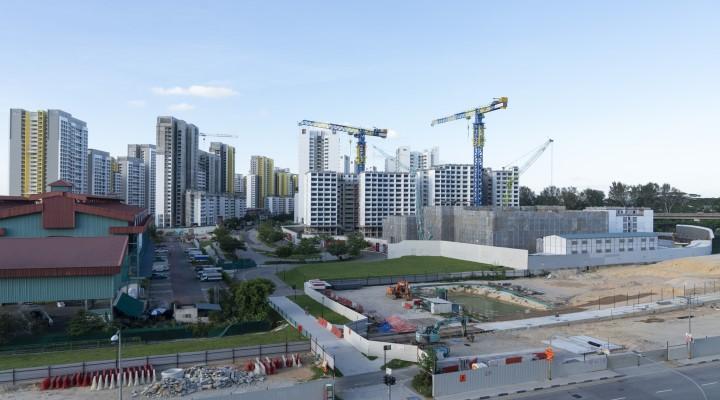 300,000 migrant workers remain in quarantine as circuit breaker lifts