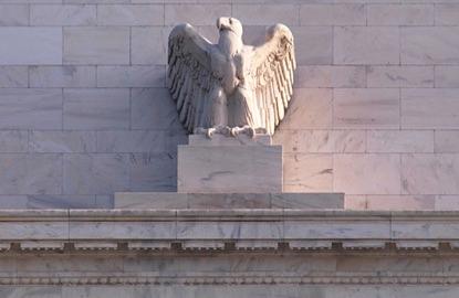 Fed officials see gradual rate hikes as upside risks debated