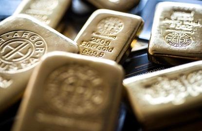 Investors flock to supercharged gold bet that's returned 180%