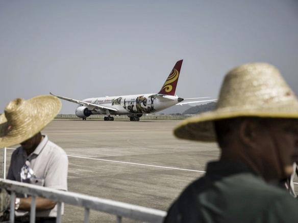Temasek, others to buy Hainan Airlines stake for $1.5 bil