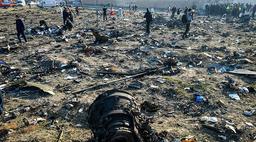 Missile strike emerges as likely cause of jet crash in Iran