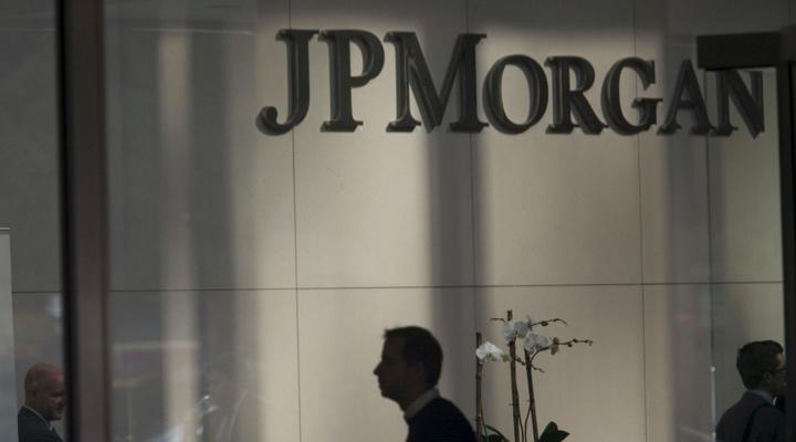 Looming recession and persistent volatility accentuate the J.P. Morgan difference