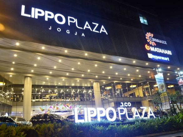 Lippo Malls Indonesia Retail Trust to acquire 2 malls for $110 mil; First REIT snaps up hospital component