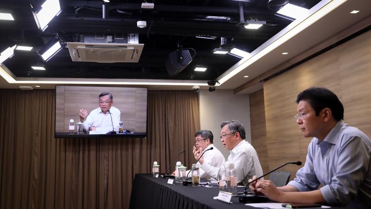 Singapore sets up vaccine expert committee, may not have only one vaccine