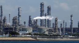 Singapore remains attractive as O&G downstream hub amid lower global M&A volume, value: EY