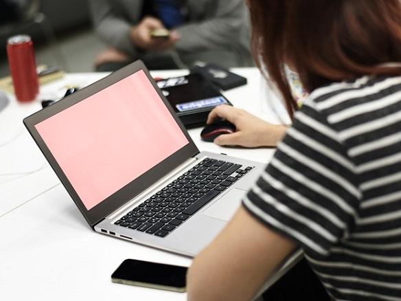 Small businesses in Singapore spend more time chasing overdue payments than any other task: Xero