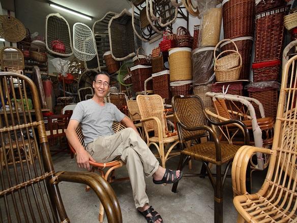 Ageing proprietors of heritage businesses look askance at offer of a digital future