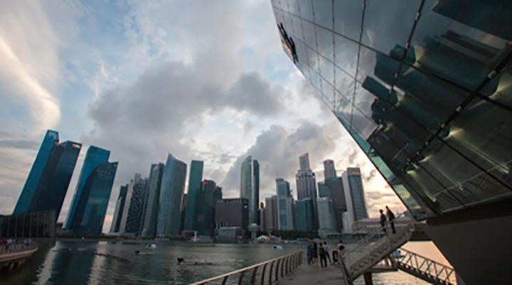 Singapore economy faces worst recession since independence with growth expected to fall between -7% and -4% : MTI