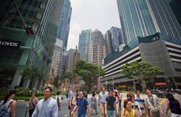 Singapore's workforce faced with conservative salary increments; less likely to enjoy bonuses in 2019: Hays 