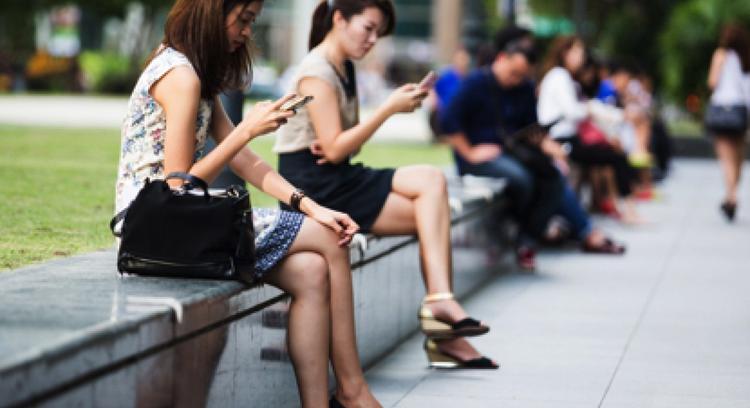 Maybank Kim Eng starts Singapore telco sector at 'buy' on earnings recovery; identifies Singtel as top pick in sector