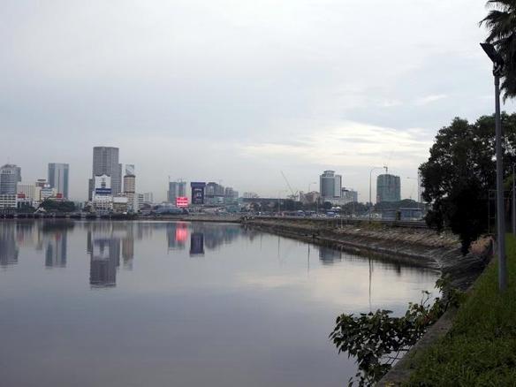 Singapore and Malaysia suspend intercity rail project