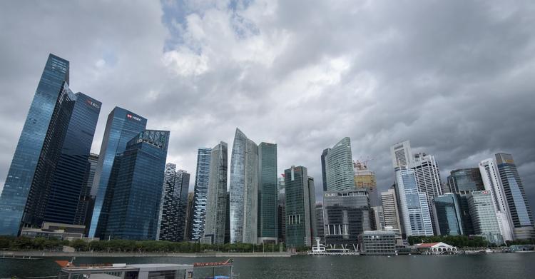 With no nasty surprises from the banks, the STI is steady as it goes