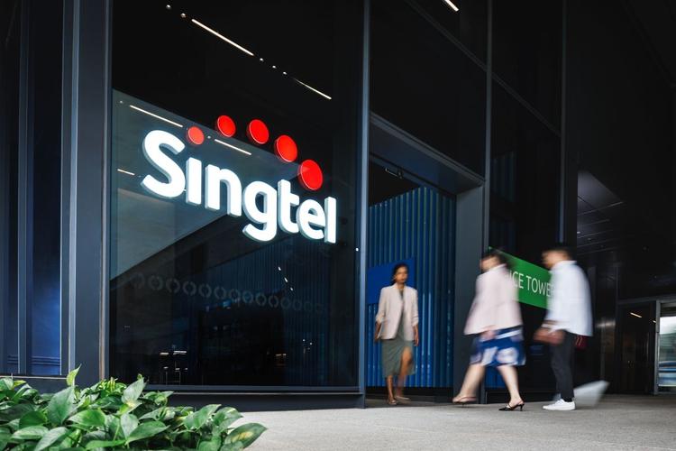 Maybank sticks with ‘buy’ on Singtel despite A$100 mil Optus fine