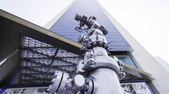 Singapore's GIC part of consortium to buy Abu Dhabi's stake in natural-gas pipelines for $14.08 bil