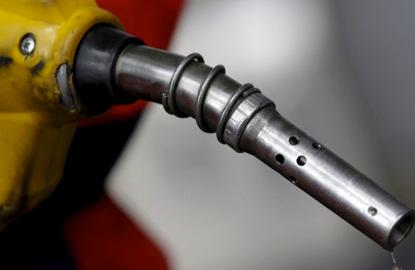 OPEC deadlocked as Iran, Saudis harden positions on oil deal