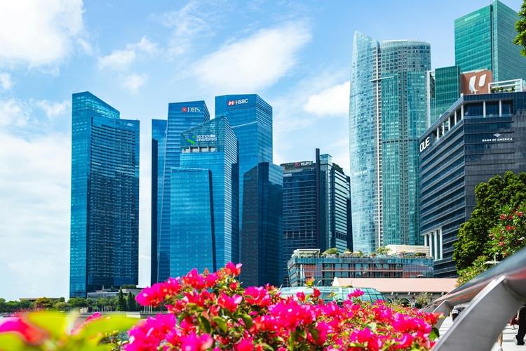 Singapore financial firms lead AI adoption but still lose clients over onboarding delays