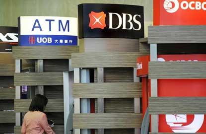 Singapore's bank lending drops for fifth month in July